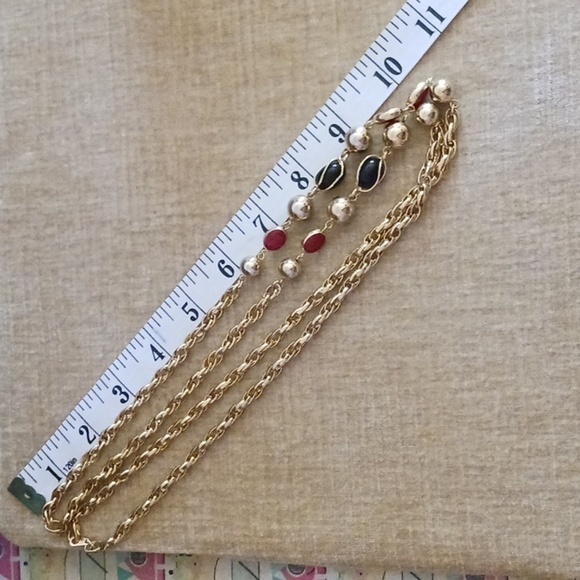 Gold Tone Vintage Black Red Bead Chain Necklace - Picture 5 of 7